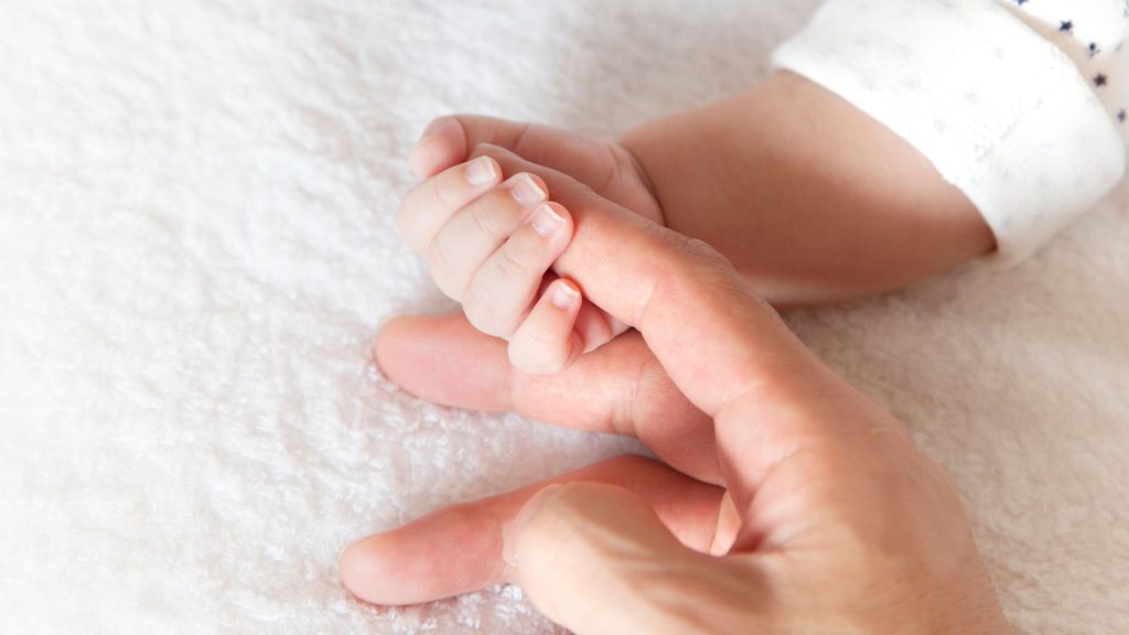 Mother and Her 18-Day-Old Son Were Saved by God after the Earthquakes in La Guaira, Venezuela