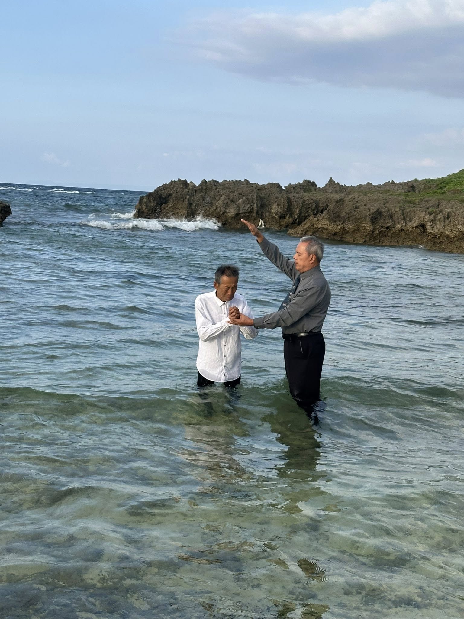 Un alma fue bautizado recientemente en Okinawa, Japón